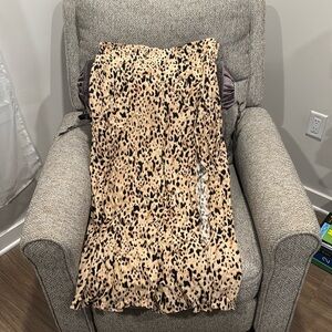 Bershka Maxi Cheetah Print Skirt with slit | never worn | size XL